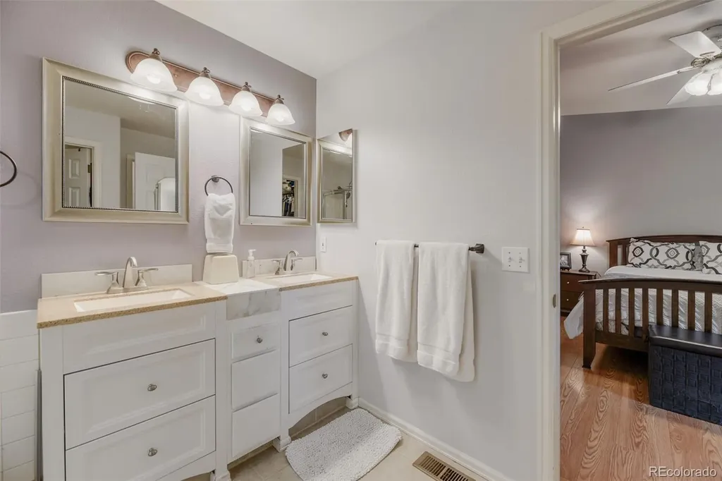 15677 E Quincy Lane Aurora CO 80015