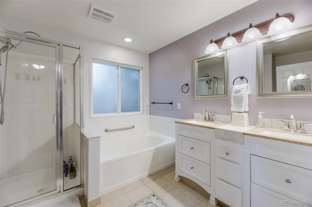 15677 E Quincy Lane Aurora CO 80015