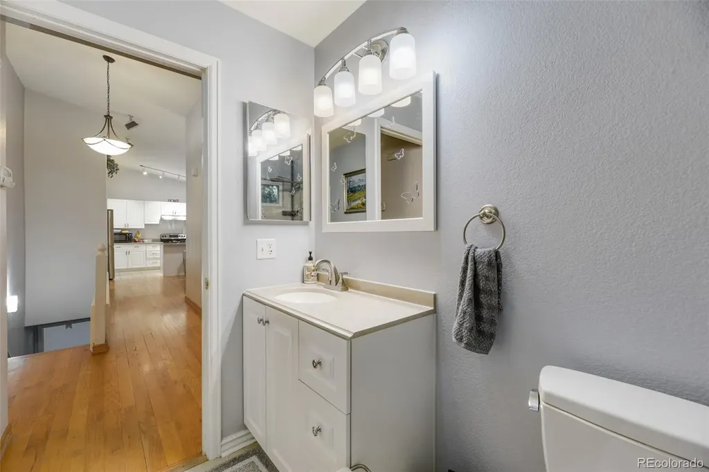 15677 E Quincy Lane Aurora CO 80015