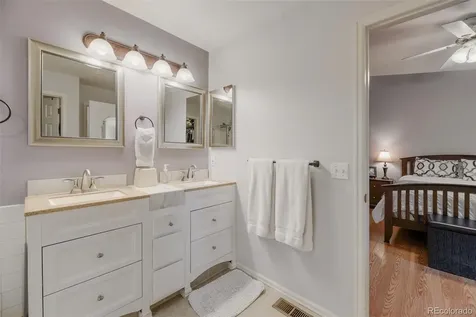 15677 E Quincy Lane Aurora CO 80015