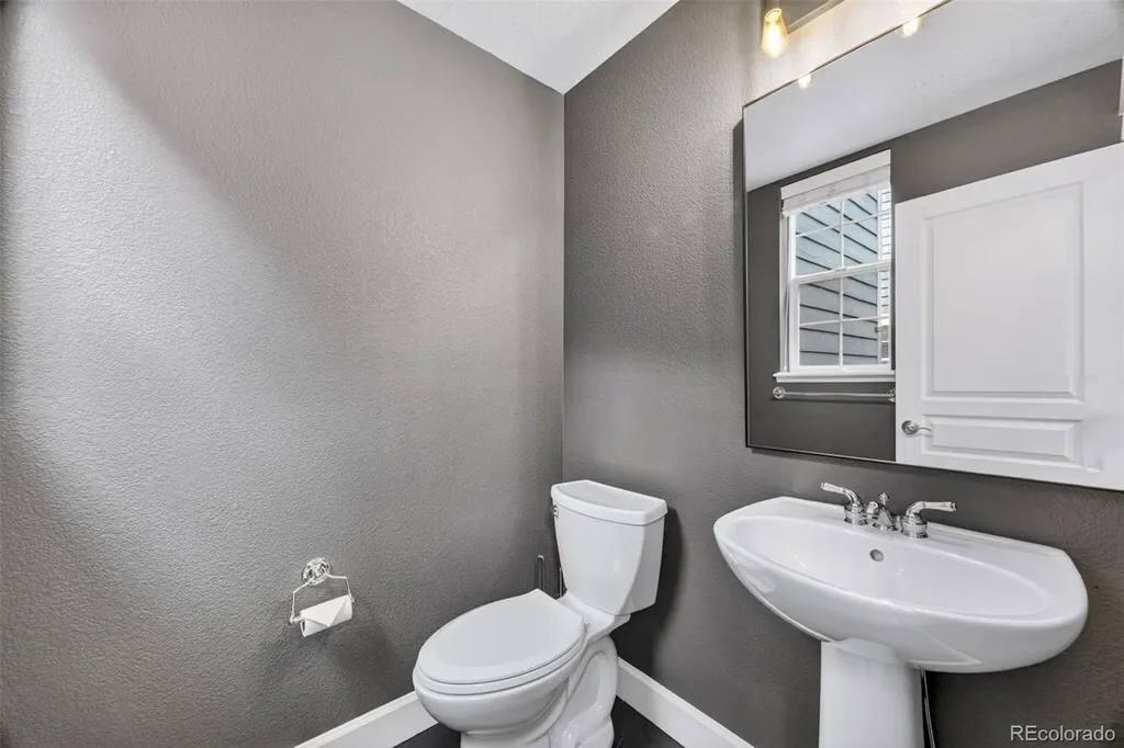 2651 N Valentia Street Denver CO 80238