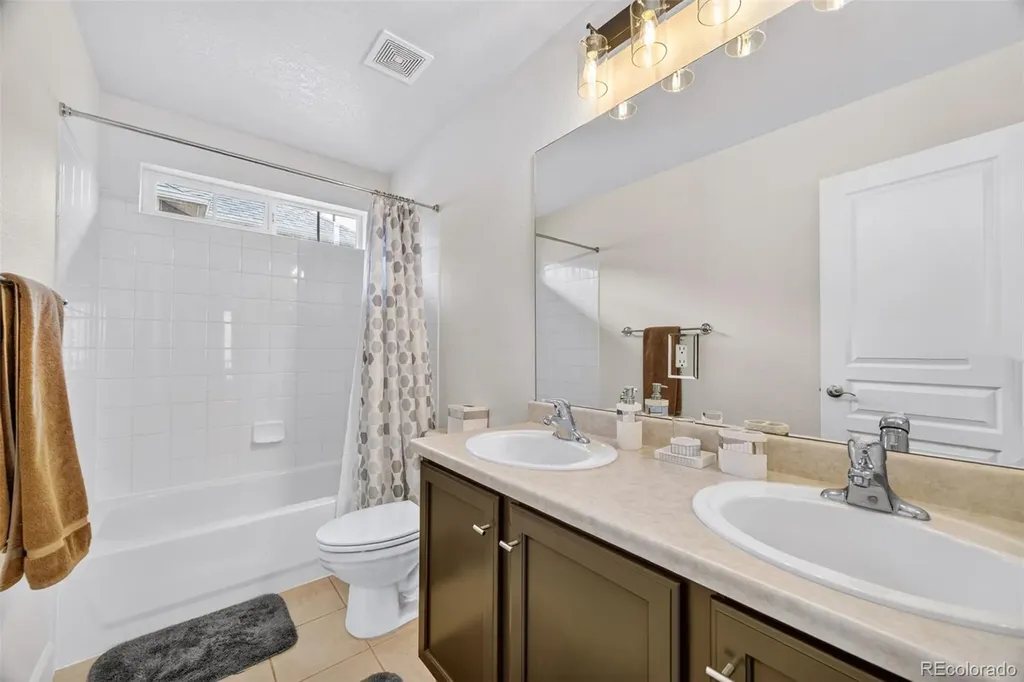2651 N Valentia Street Denver CO 80238