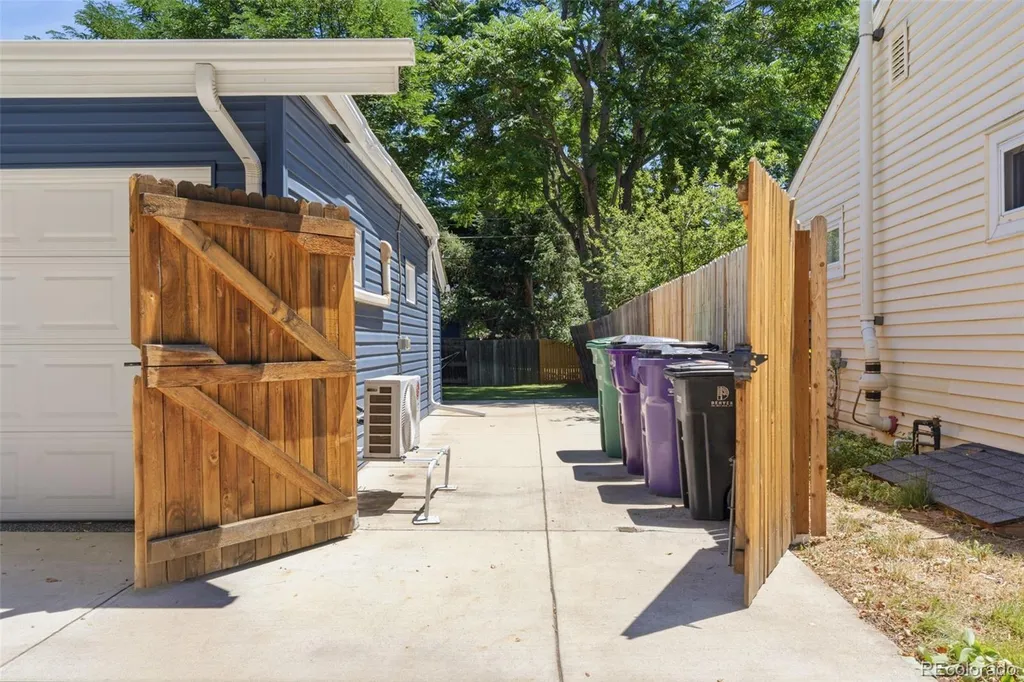 1320 S Hudson Street Denver CO 80222