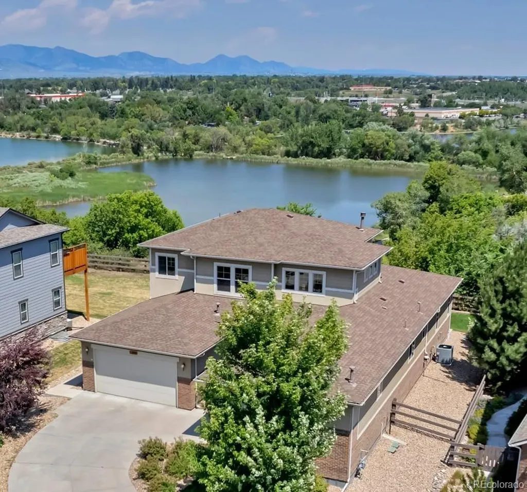 11890 W 39th Place Wheat Ridge CO 80033