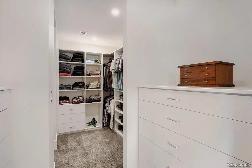 2645 Fairfax Street Denver CO 80207