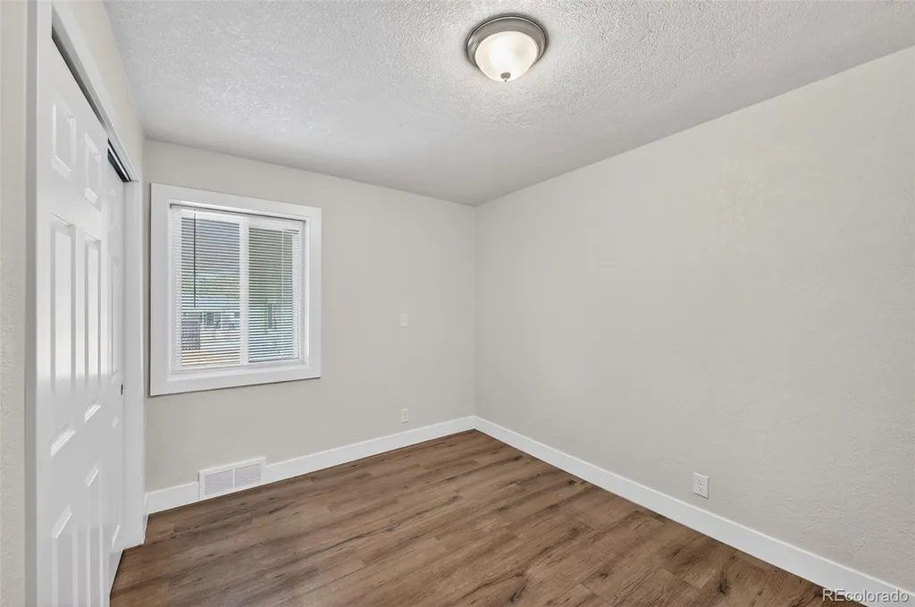 1769 Hanover Street Aurora CO 80010
