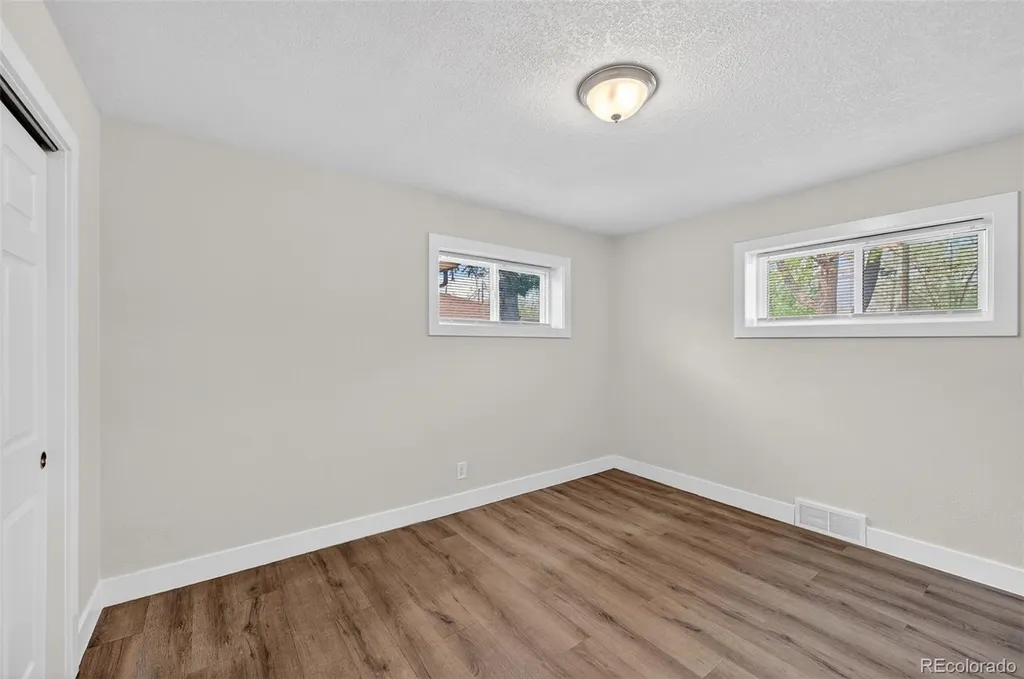 1769 Hanover Street Aurora CO 80010