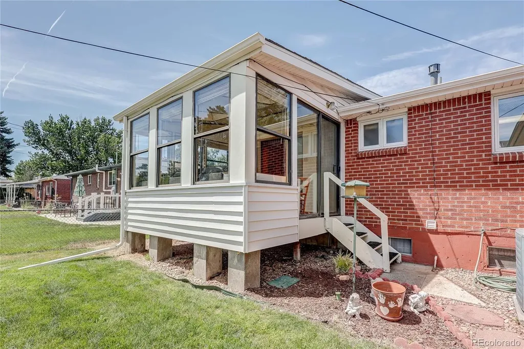 1026 W Princeton Place Englewood CO 80110