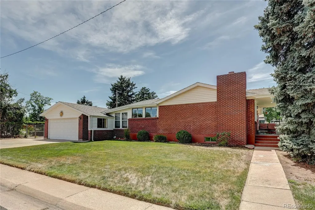 1026 W Princeton Place Englewood CO 80110