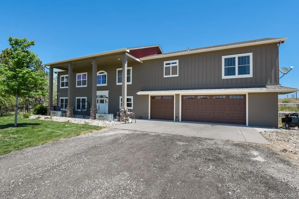 6200 Canyon Trail Elizabeth CO 80107
