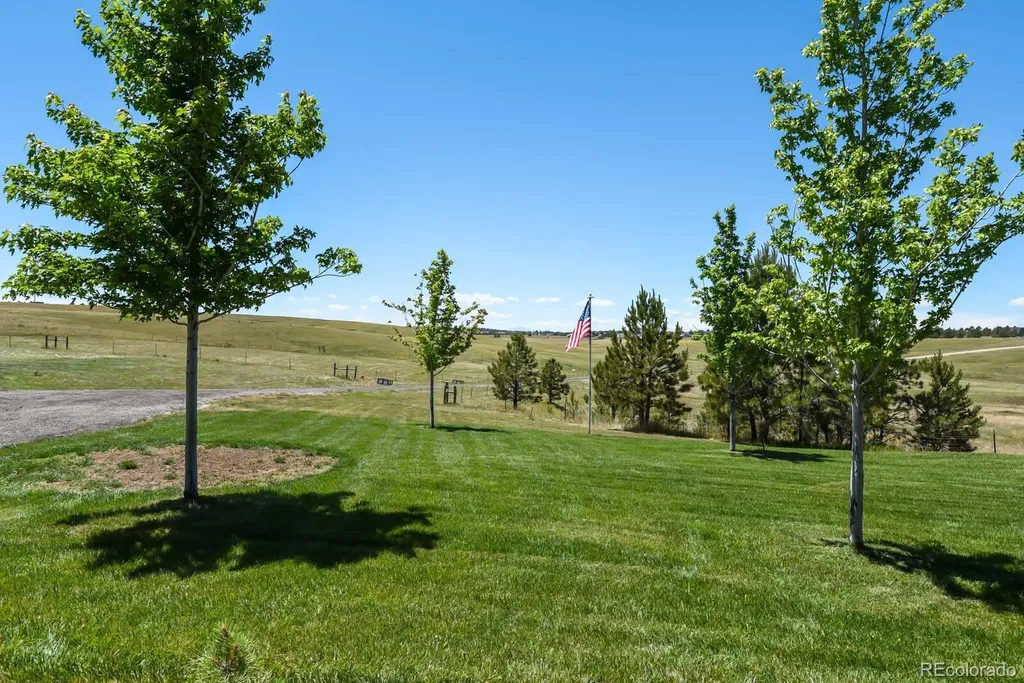 6200 Canyon Trail Elizabeth CO 80107
