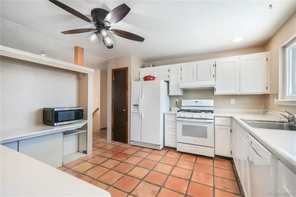 223 Saddlemountain Road Colorado Springs CO 80919
