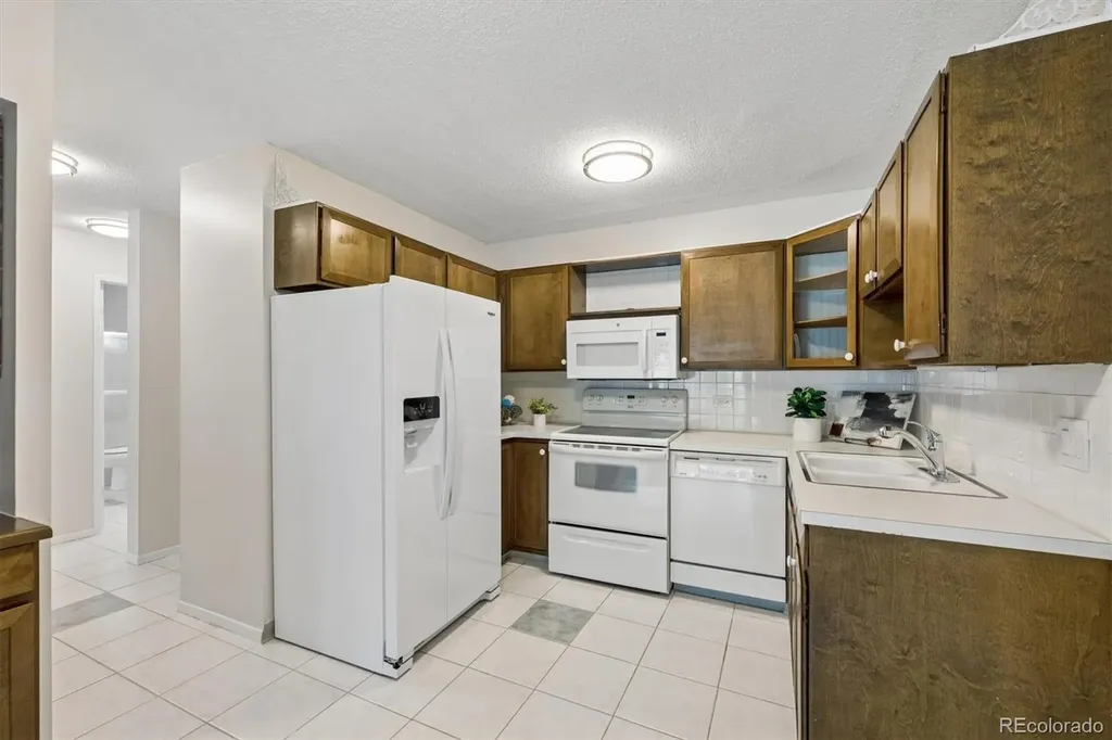 665 S Alton Way Denver CO 80247