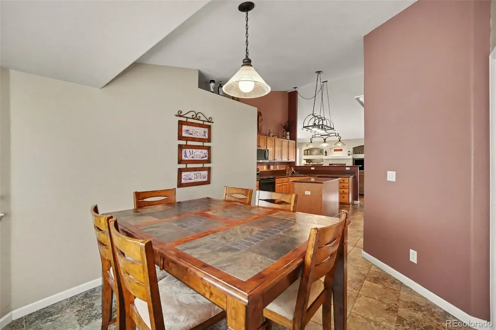 19158 W 61st Avenue Golden CO 80403