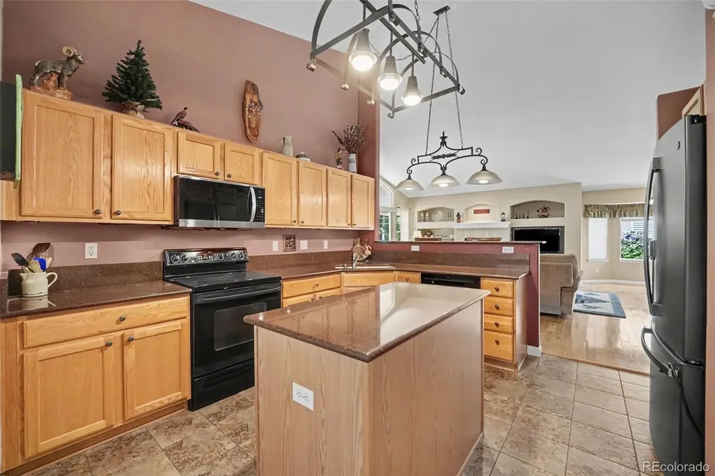 19158 W 61st Avenue Golden CO 80403