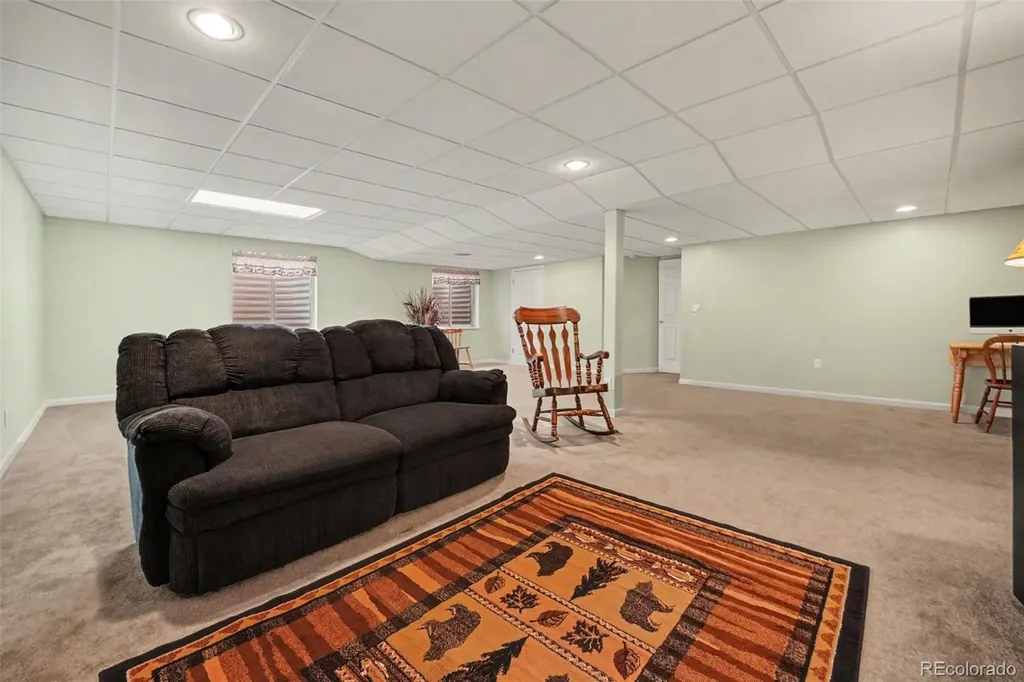 19158 W 61st Avenue Golden CO 80403