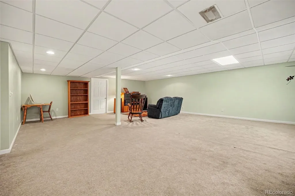 19158 W 61st Avenue Golden CO 80403