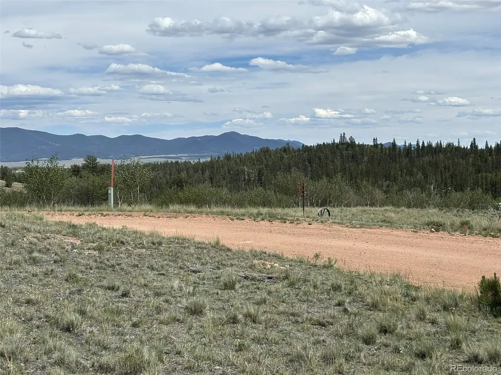 135 Hawk Way Como CO 80432