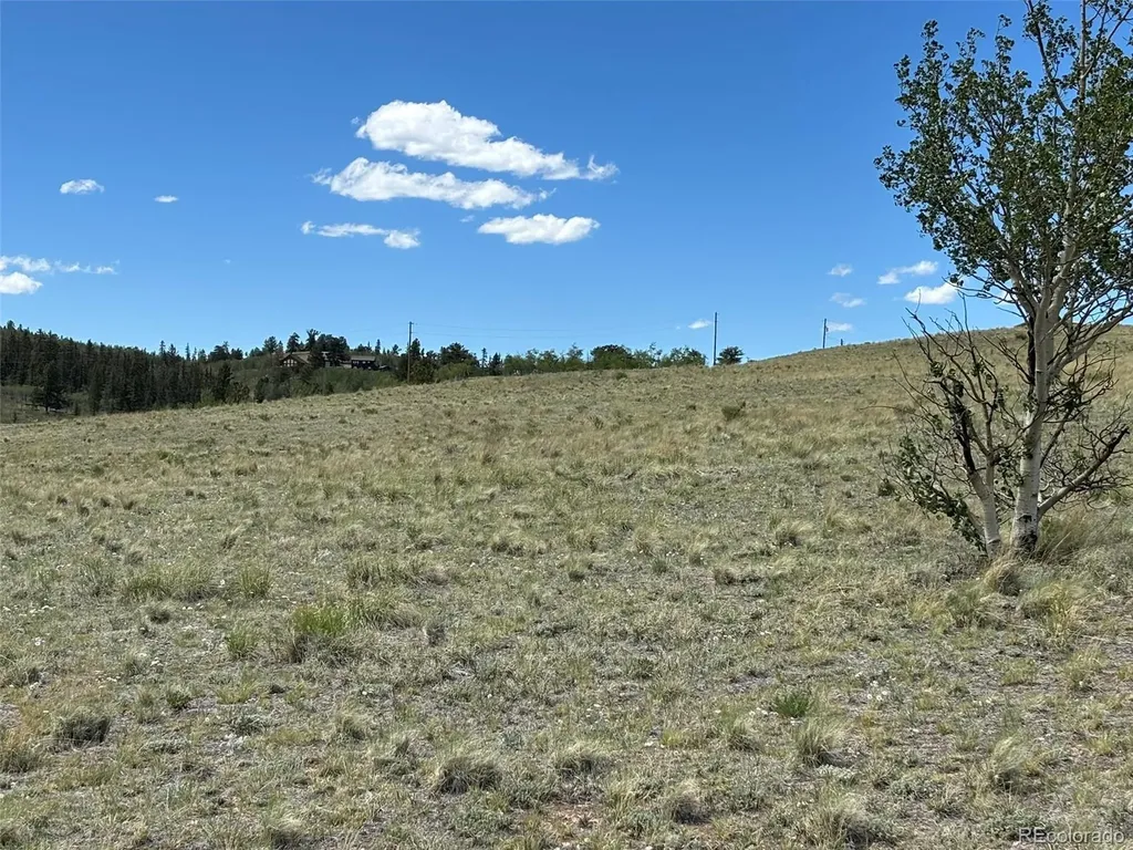 135 Hawk Way Como CO 80432