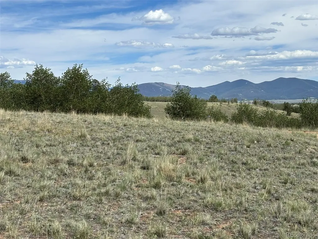 135 Hawk Way Como CO 80432