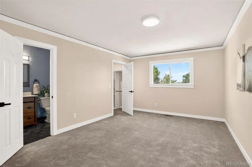1672 S Rifle Street Aurora CO 80017