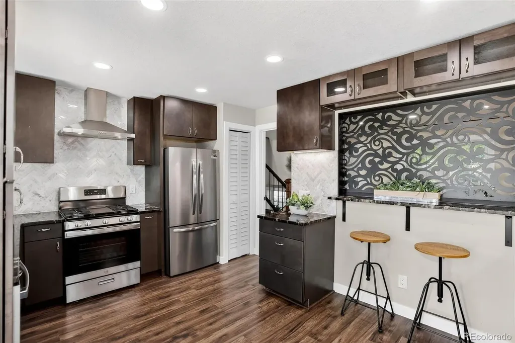 1672 S Rifle Street Aurora CO 80017