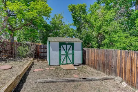 1672 S Rifle Street Aurora CO 80017