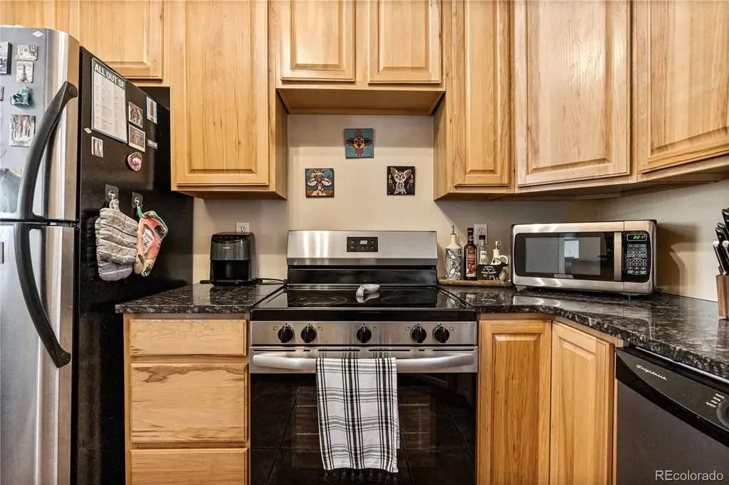 478 N Logan Street Denver CO 80203