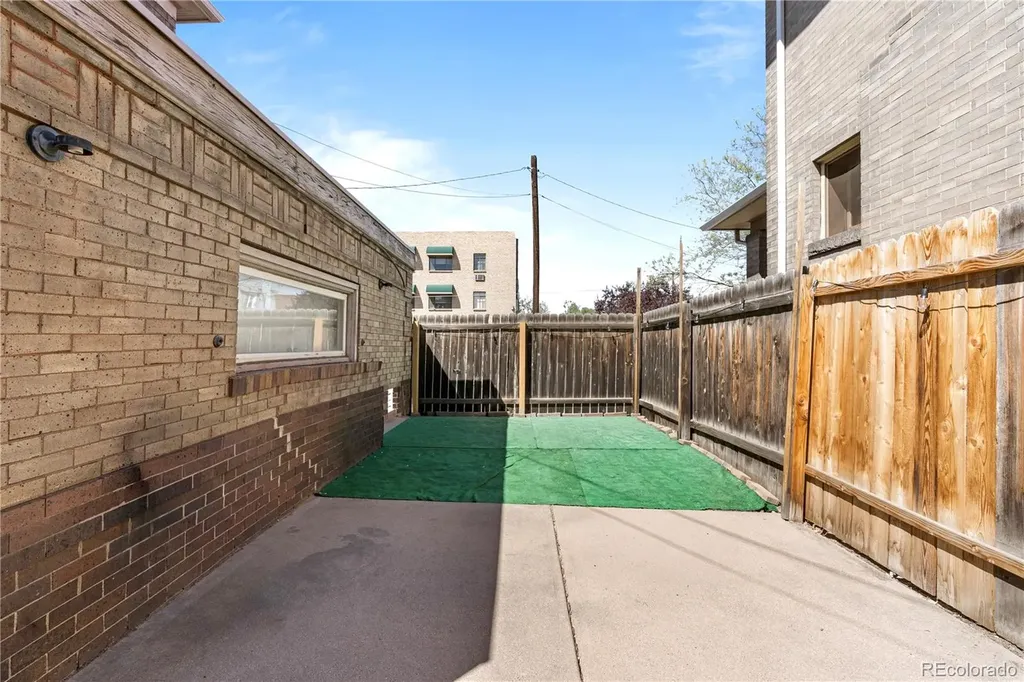 478 N Logan Street Denver CO 80203