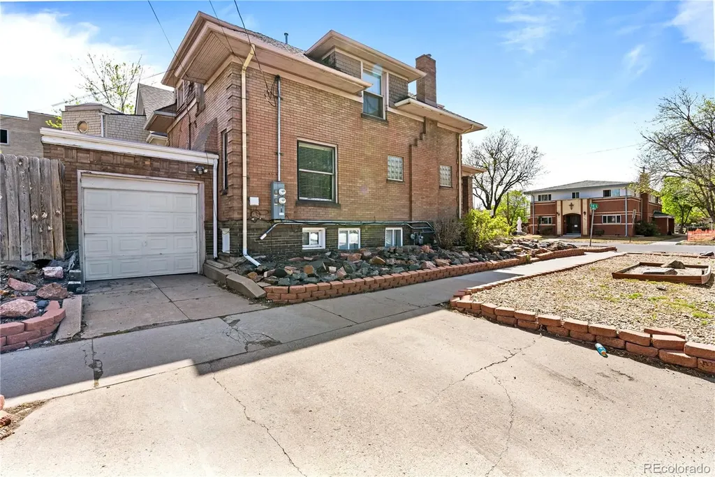 478 N Logan Street Denver CO 80203