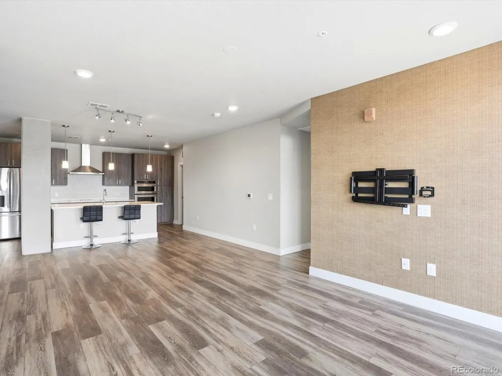 20 Wilcox Street Castle Rock CO 80104