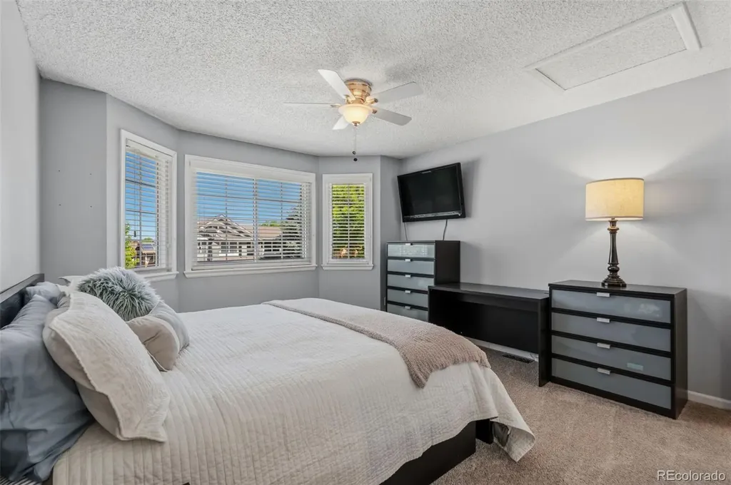 9352 Chambray Lane Littleton CO 80130
