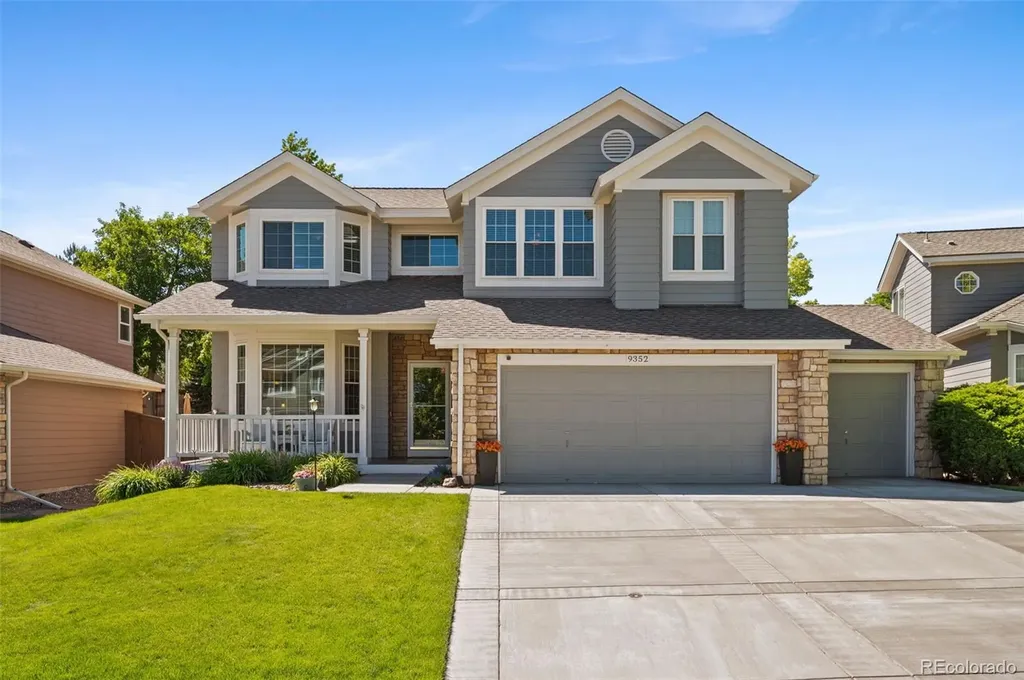 9352 Chambray Lane Littleton CO 80130