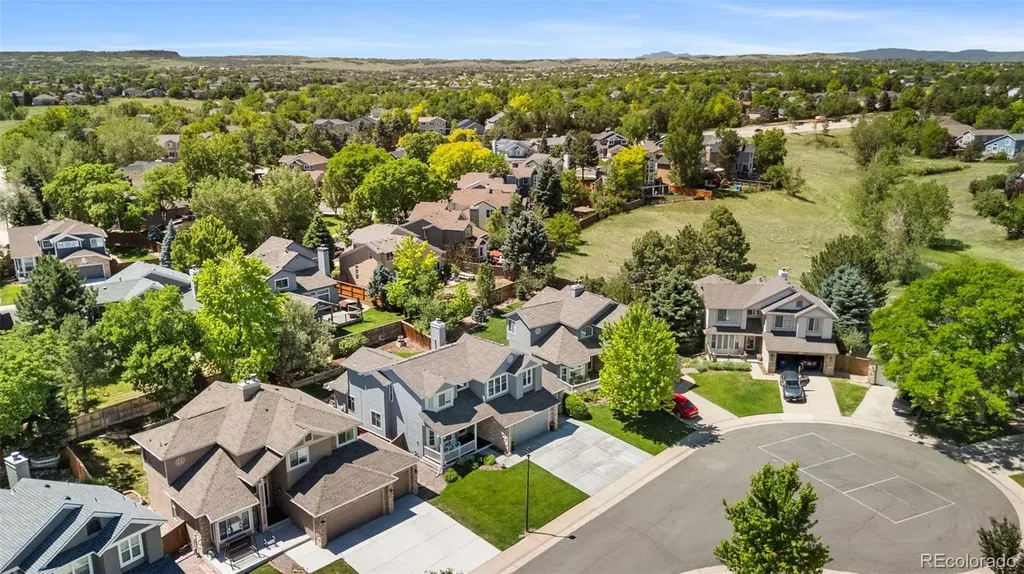 9352 Chambray Lane Littleton CO 80130