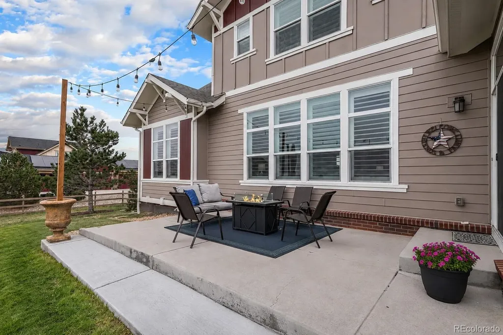 390 Sheldon Avenue Castle Rock CO 80104