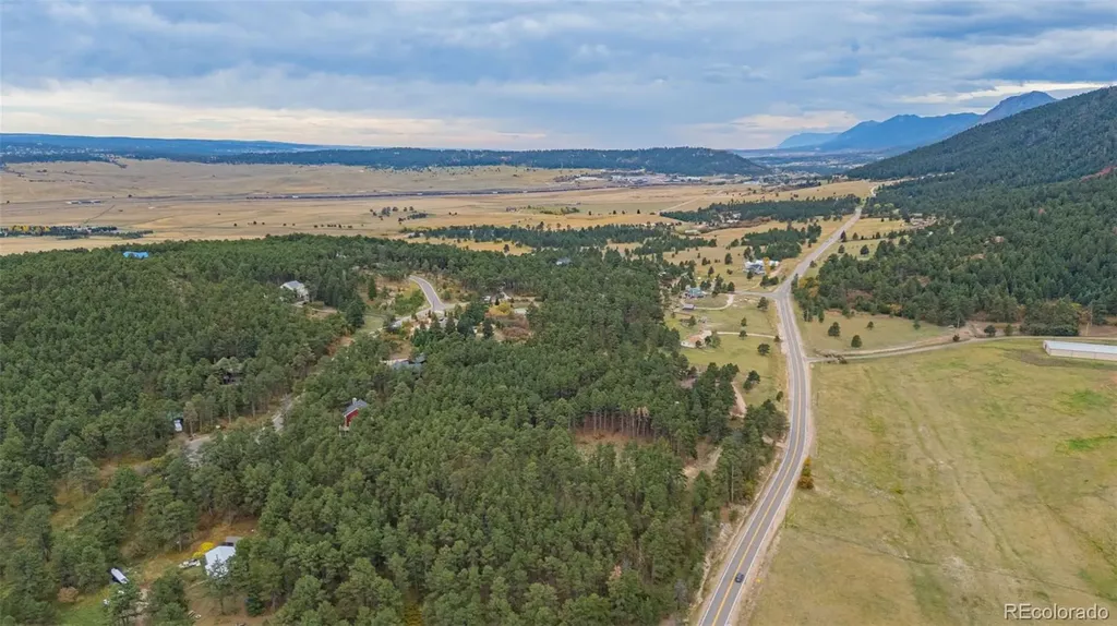 14420 S Perry Park Road Larkspur CO 80118