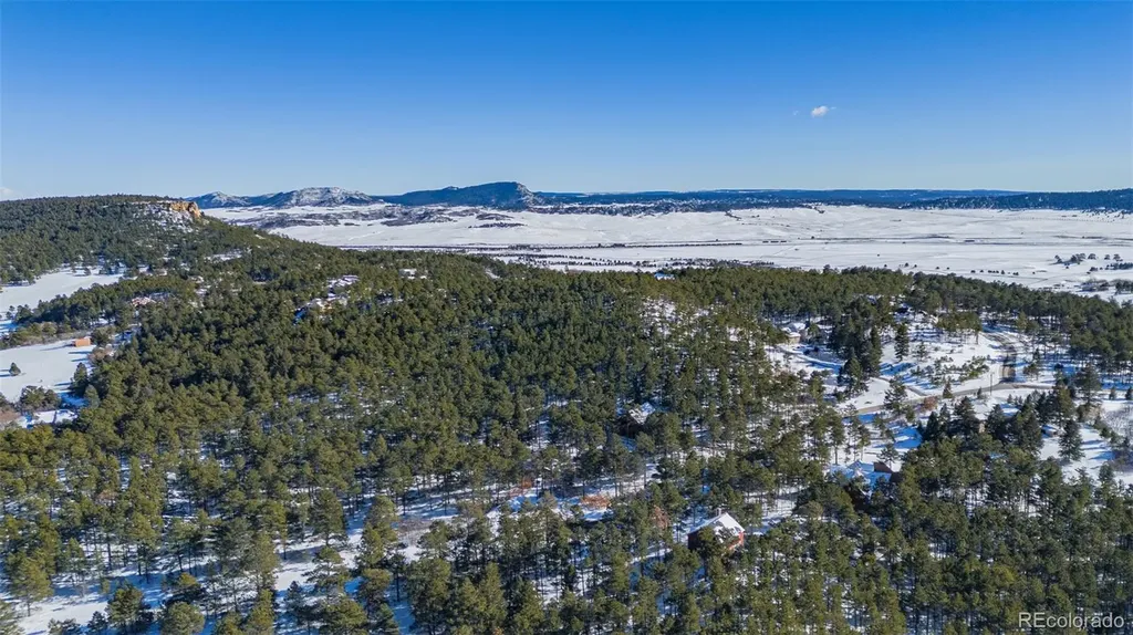 14420 S Perry Park Road Larkspur CO 80118