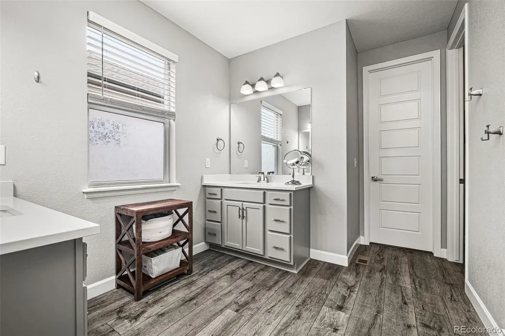 6749 Mentha Drive Castle Rock CO 80108