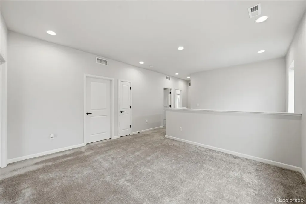 8726 Middle Fork Street Littleton CO 80125