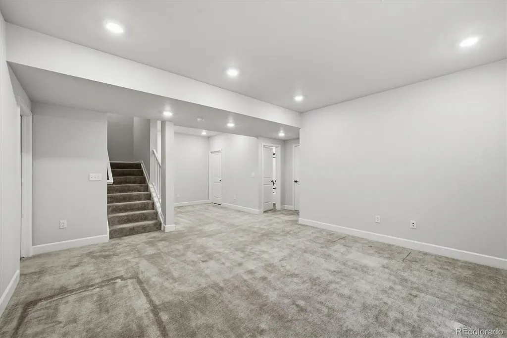 8726 Middle Fork Street Littleton CO 80125