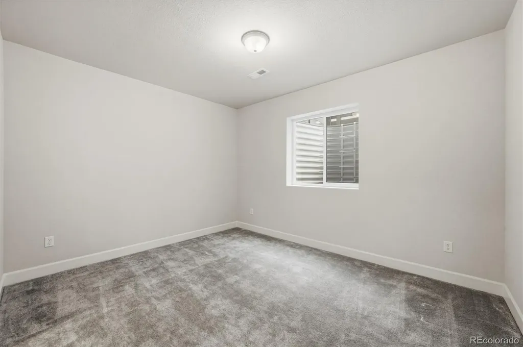 8726 Middle Fork Street Littleton CO 80125