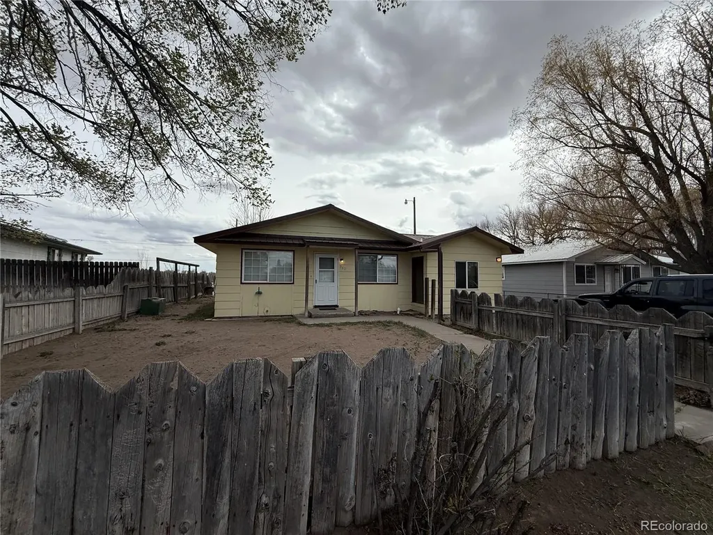 202 Fourteenth Street Alamosa CO 81101
