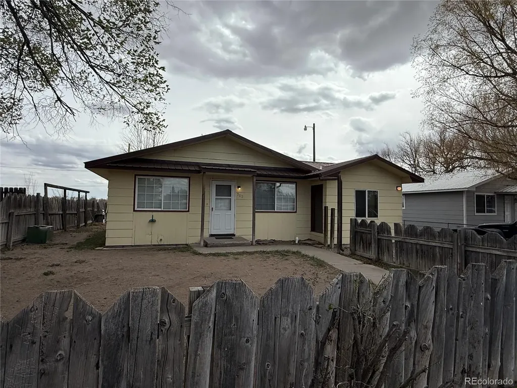 202 Fourteenth Street Alamosa CO 81101
