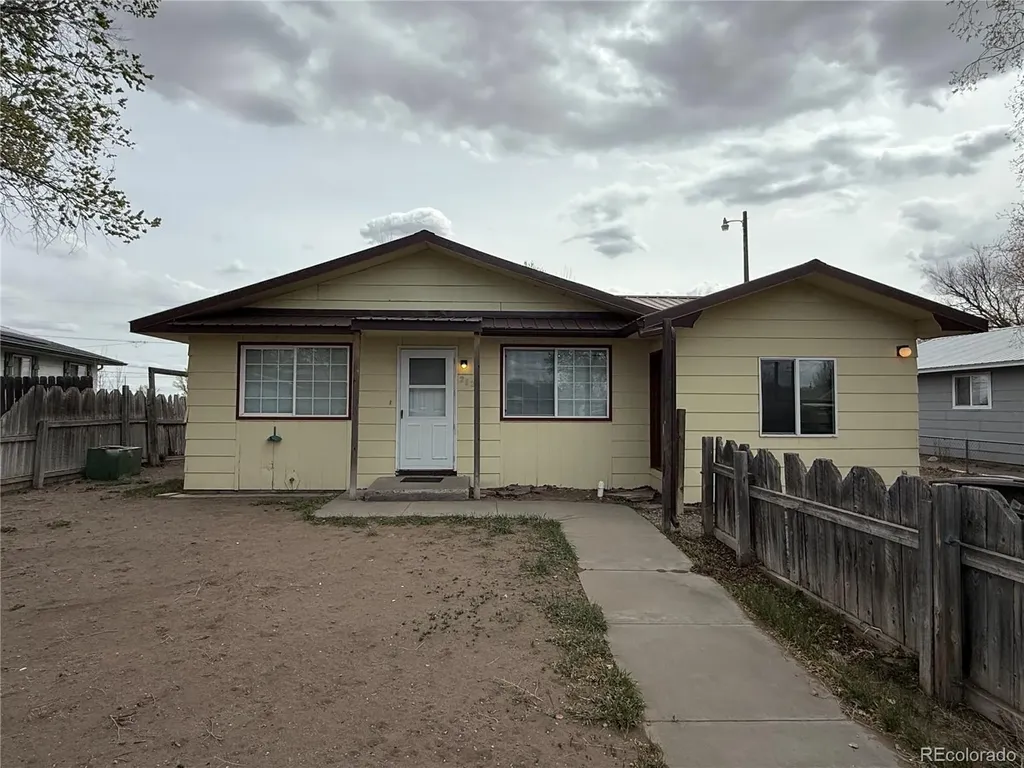 202 Fourteenth Street Alamosa CO 81101
