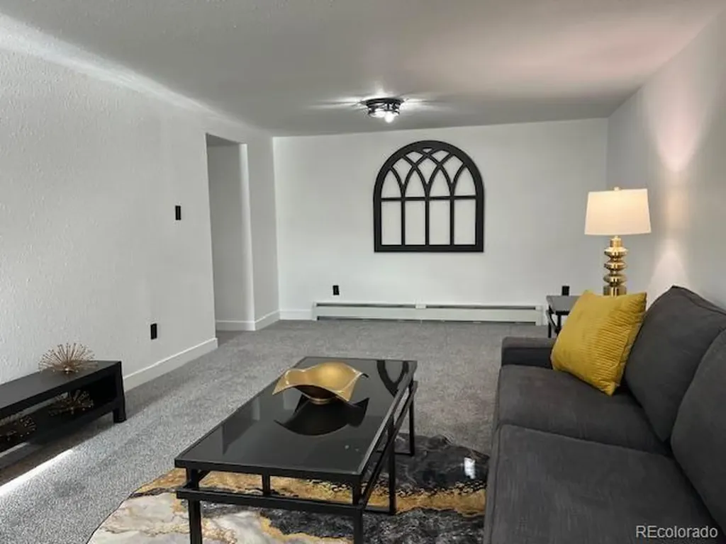 4001 S Acoma Street Englewood CO 80110