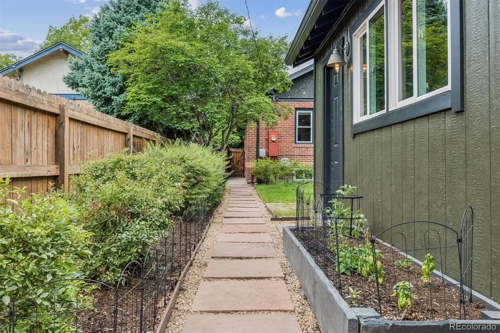 1972 S Lincoln Street Denver CO 80210
