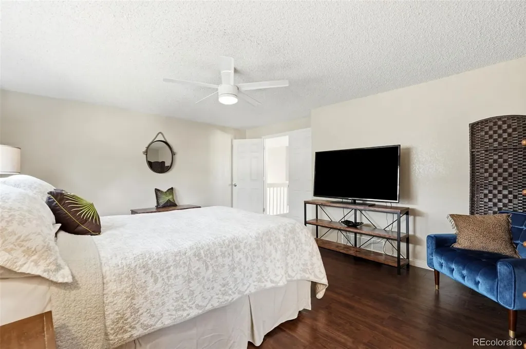 5512 S Ward Way Littleton CO 80127