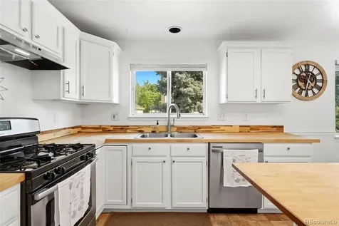 5512 S Ward Way Littleton CO 80127