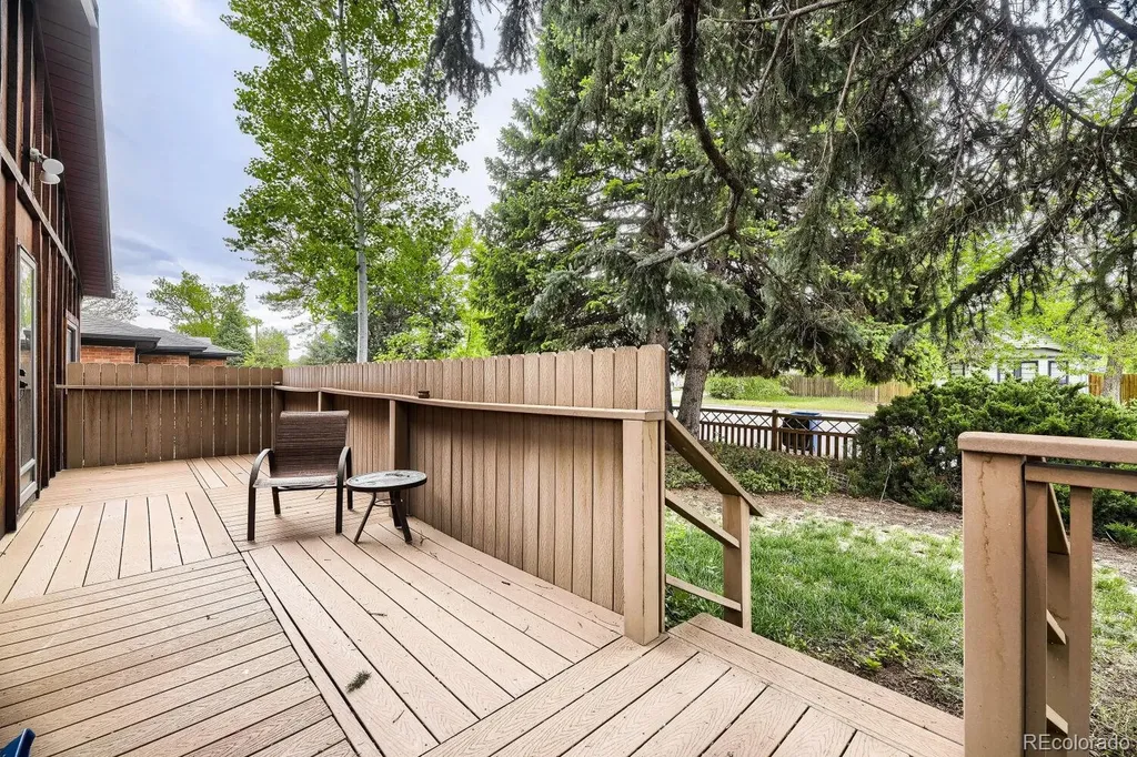 385 E Chenango Avenue Englewood CO 80113