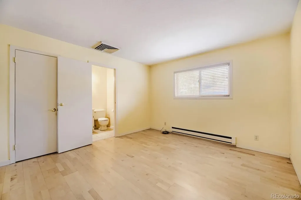 385 E Chenango Avenue Englewood CO 80113